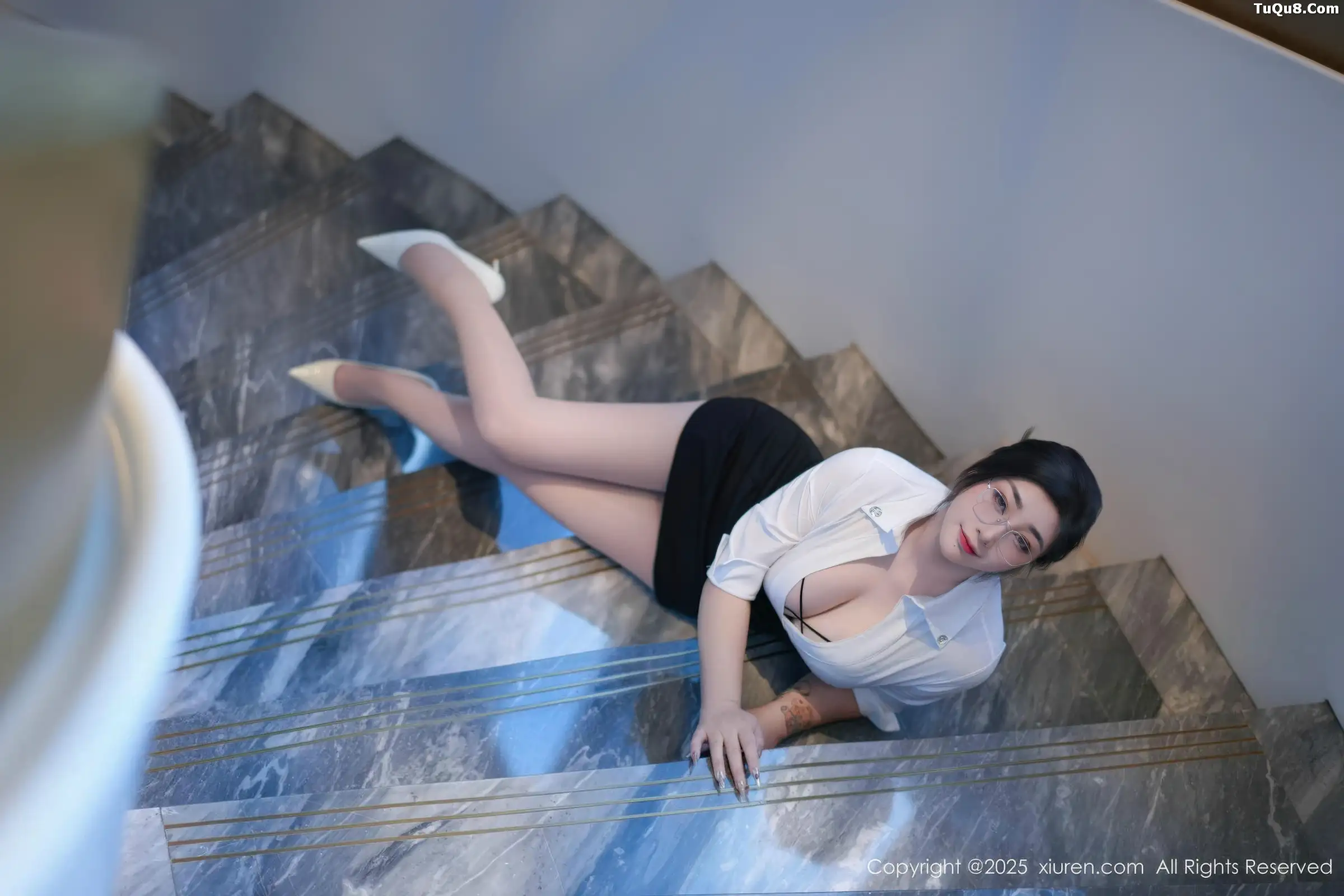 秀人集.com_[XiuRen秀人网]No.11045_女神妲己_Toxic性感白色衬衫露黑色内衣秀丰满身材诱惑写真80P