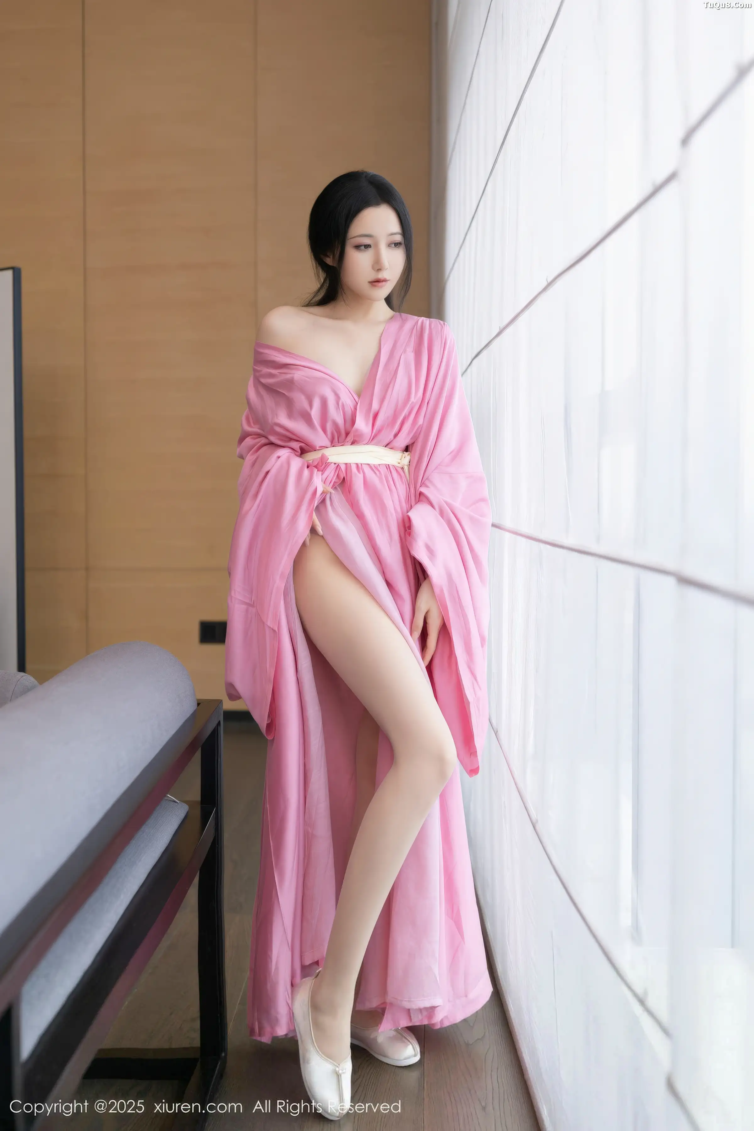 秀人集.com_[XiuRen秀人网]No.11049_模特鱼子酱Fish性感粉色月影纱配超薄肉丝秀曼妙身姿诱惑写真82P