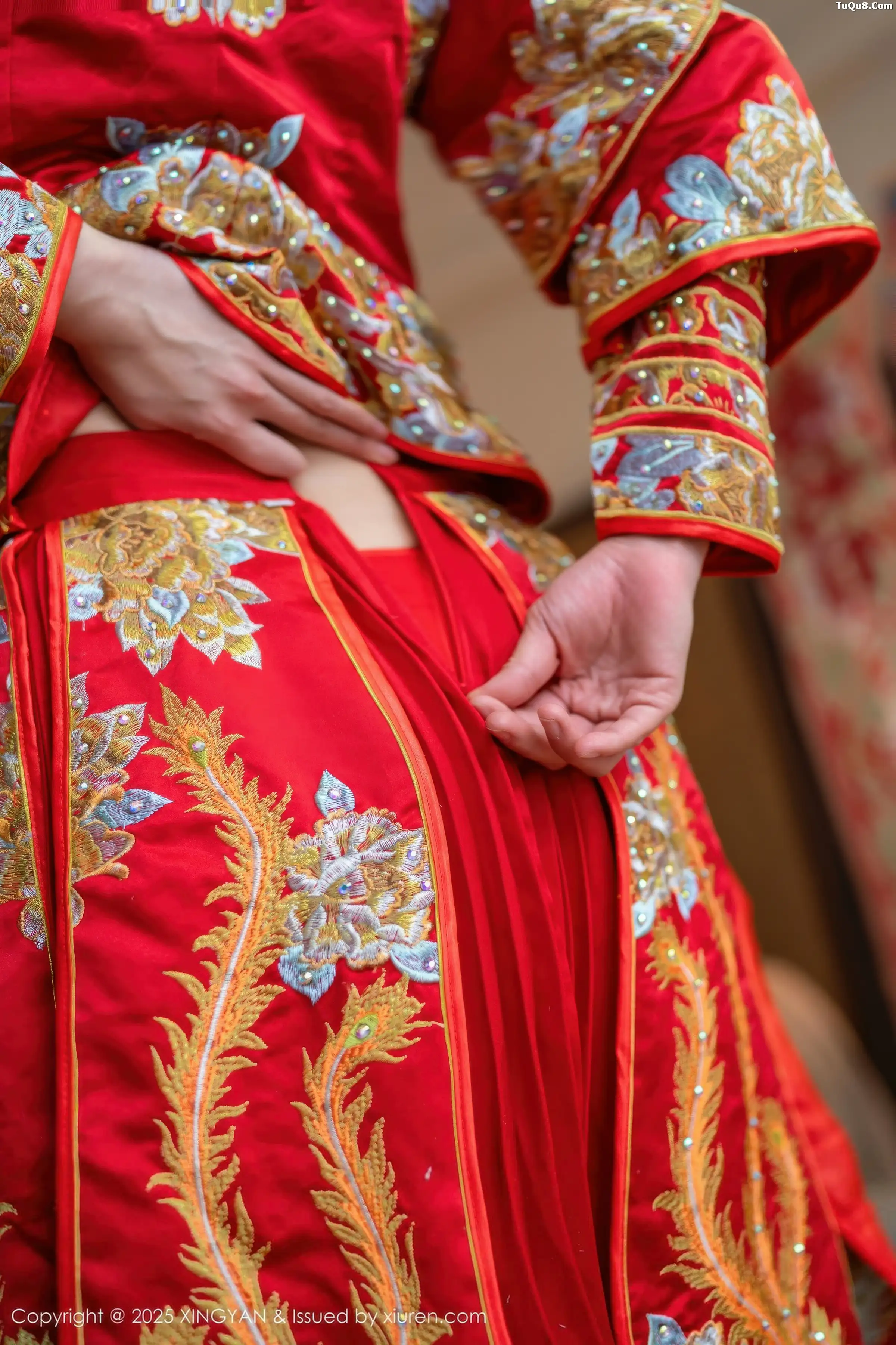 秀人集.com_[XINGYAN星颜社]VOL.438_模特大美妞儿性感红色新娘服饰配红丝裤袜秀完美身材诱惑写真61P