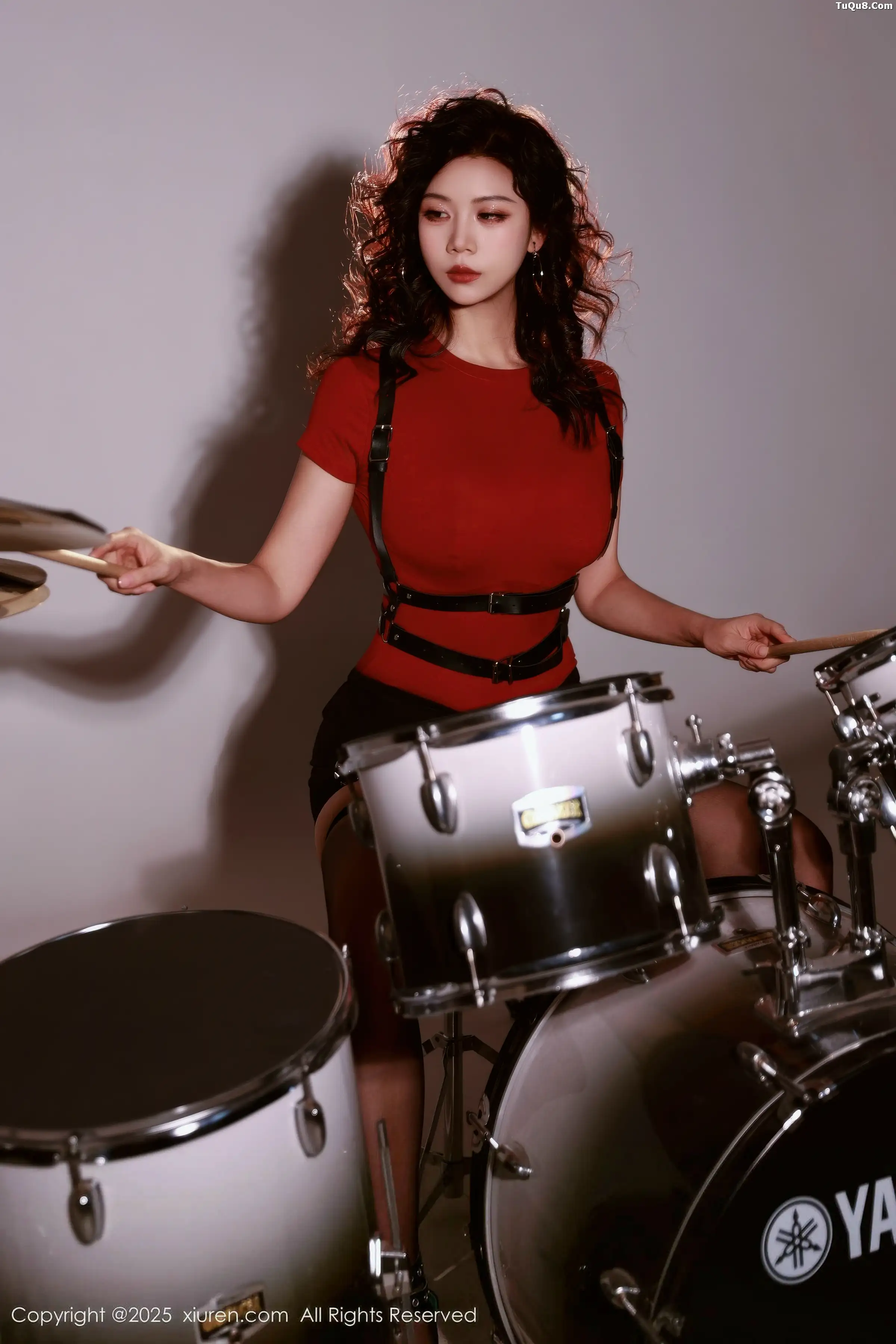 秀人集.com_[XiuRen秀人网]No.11066_模特玫瑰我爱你性感黑色皮质服饰配黑丝吊袜秀凹凸身材诱惑写真85P