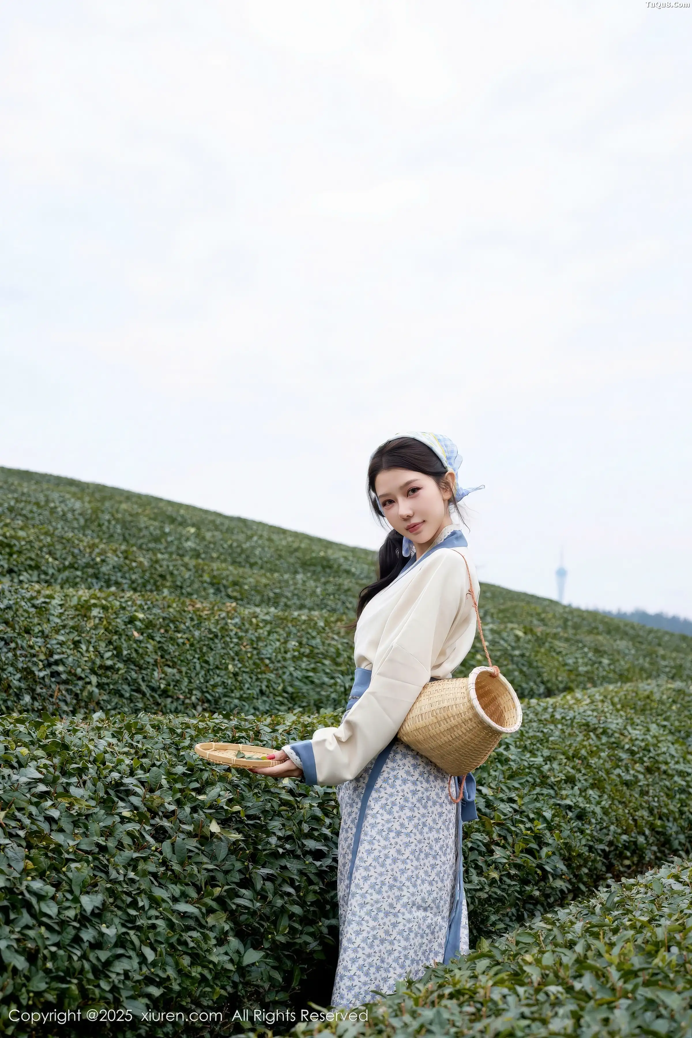 秀人集.com_[XiuRen秀人网]No.11098_模特尹甜甜户外采茶姑娘装扮性感长裙秀翘臀美腿迷人诱惑写真61P