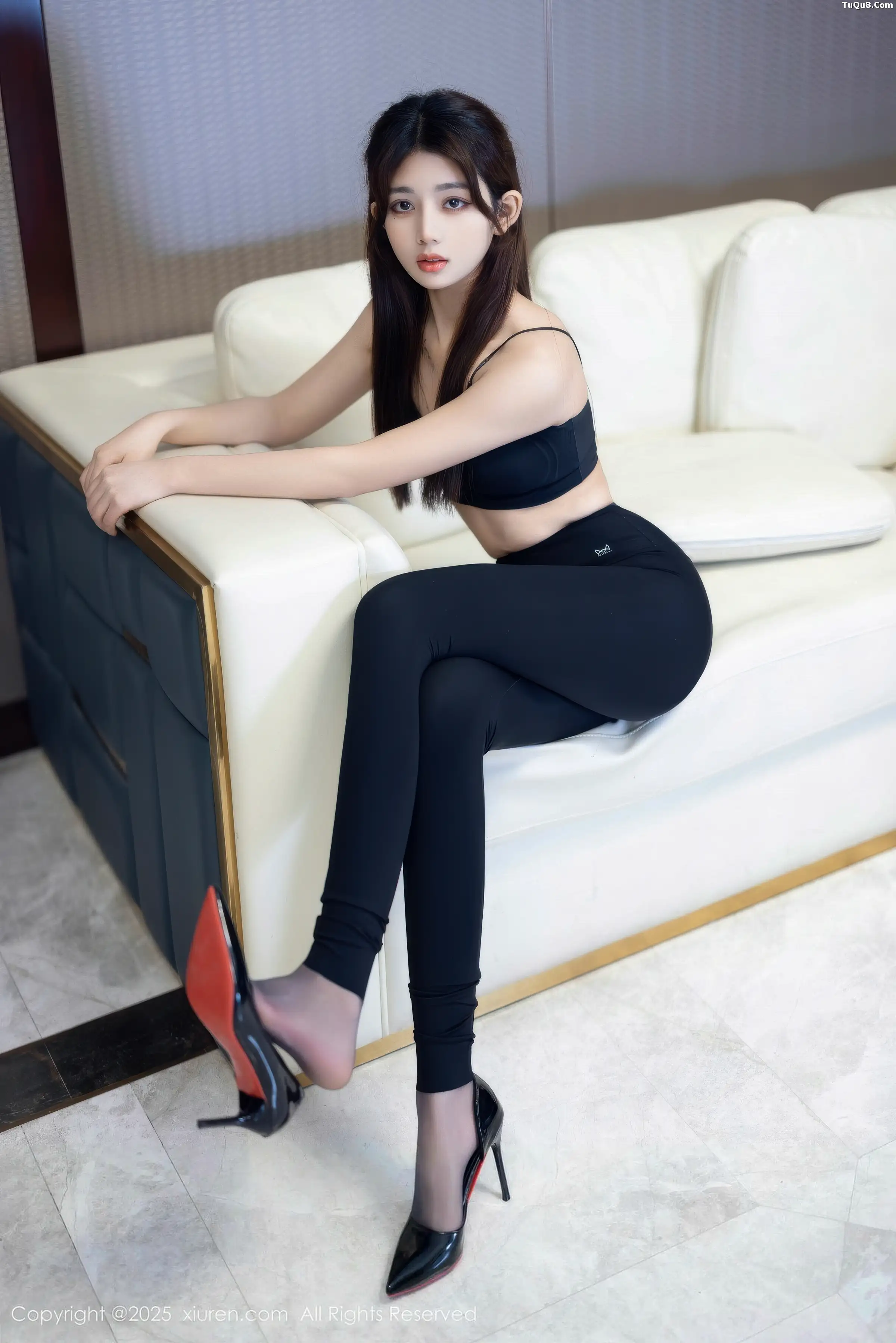 秀人集.com_[XiuRen秀人网]No.11015_模特姜冉冉_Renee@性感黑色内衣配超薄黑丝秀柔美身姿诱惑写真81P